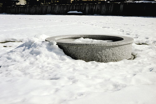 Brunnen/Schnee, 2003